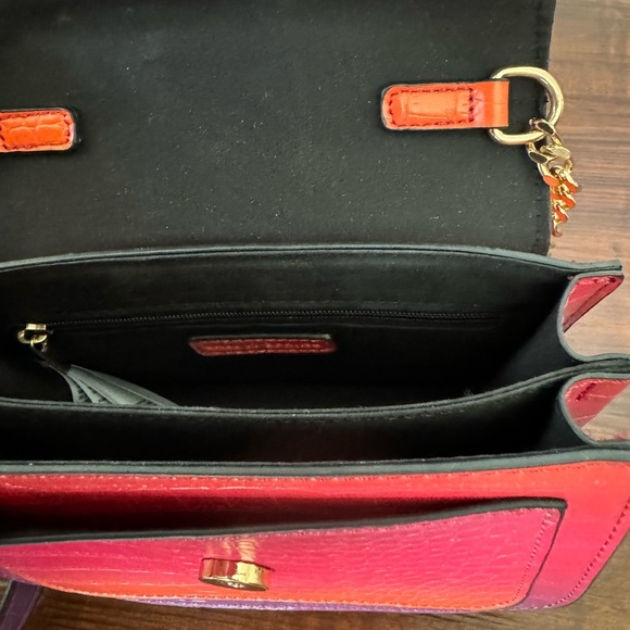 Embossed purse, purple orange pink ombre - Picture 4 of 5